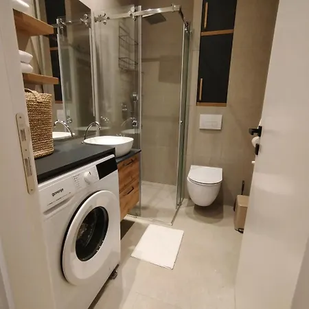 Tiny Nest - Sava Center, *